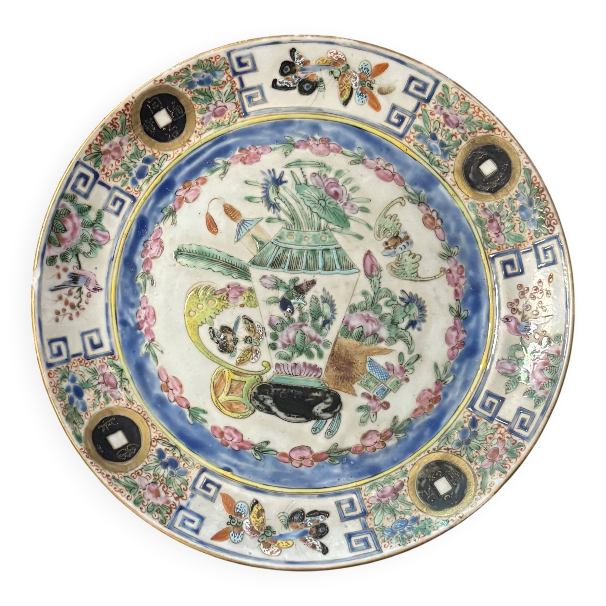 Porcelain plate Compagnie des Indes Famille rose 18th century Qianlong