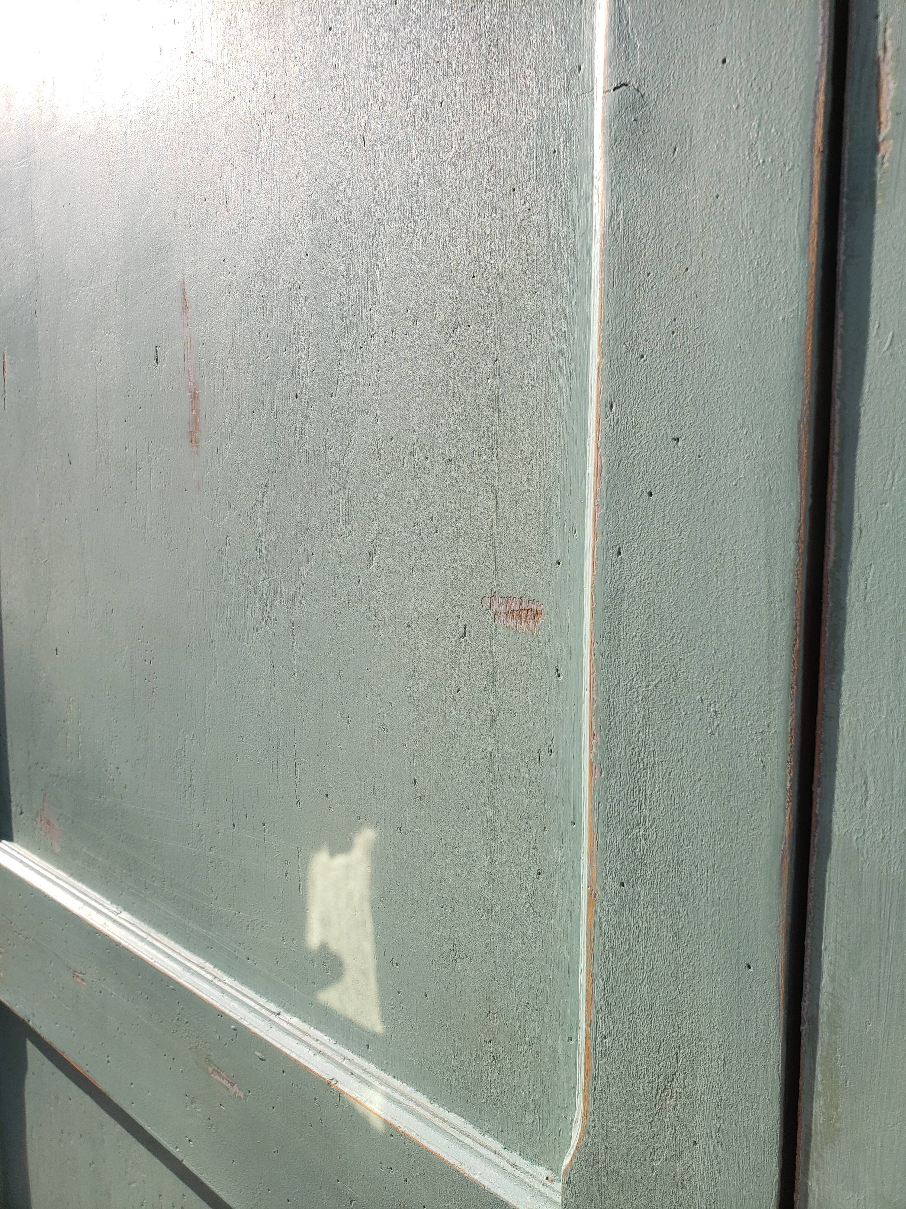 Parisian wardrobe patina ancient mint