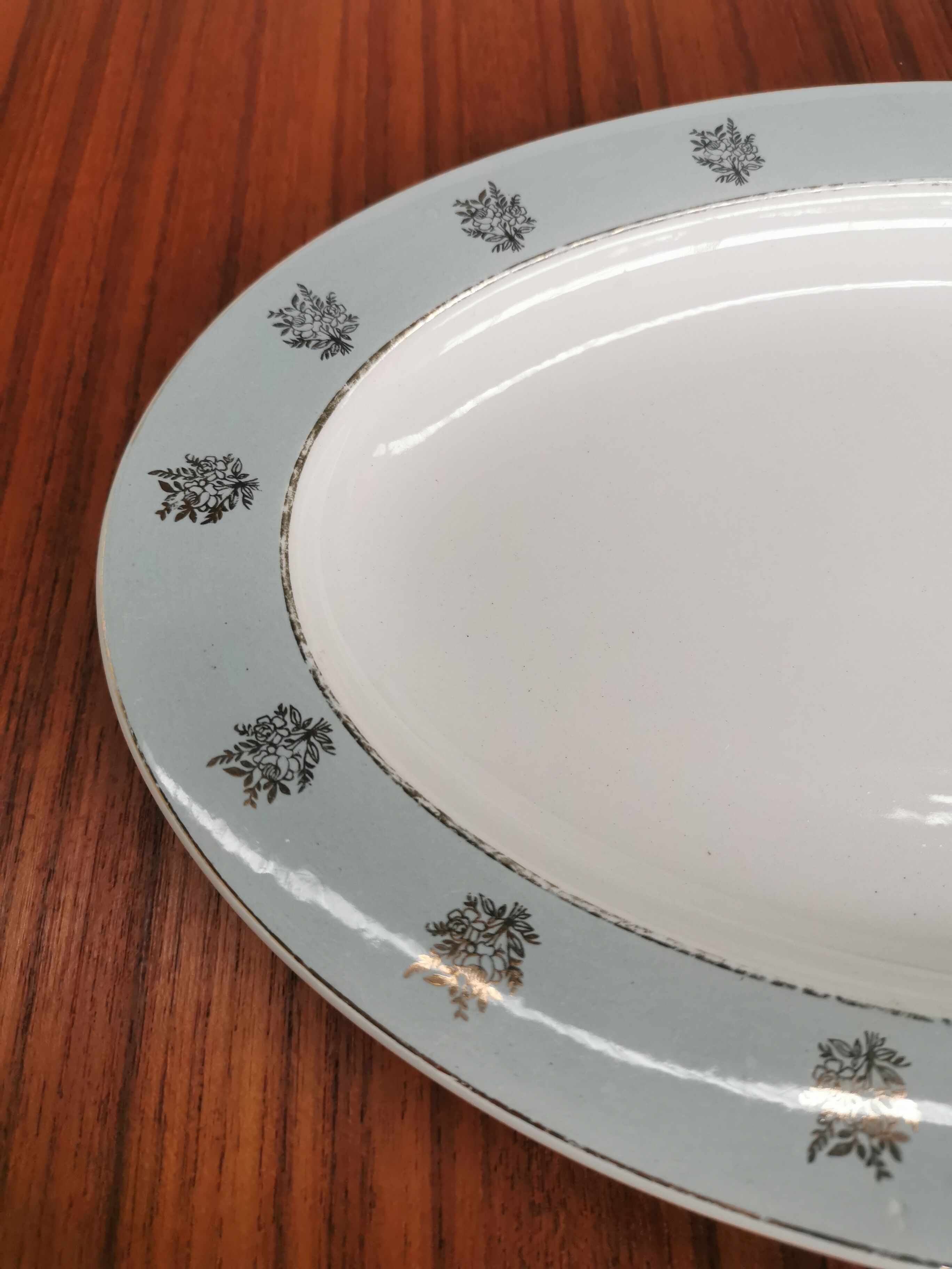 Oval earthenware serving dish