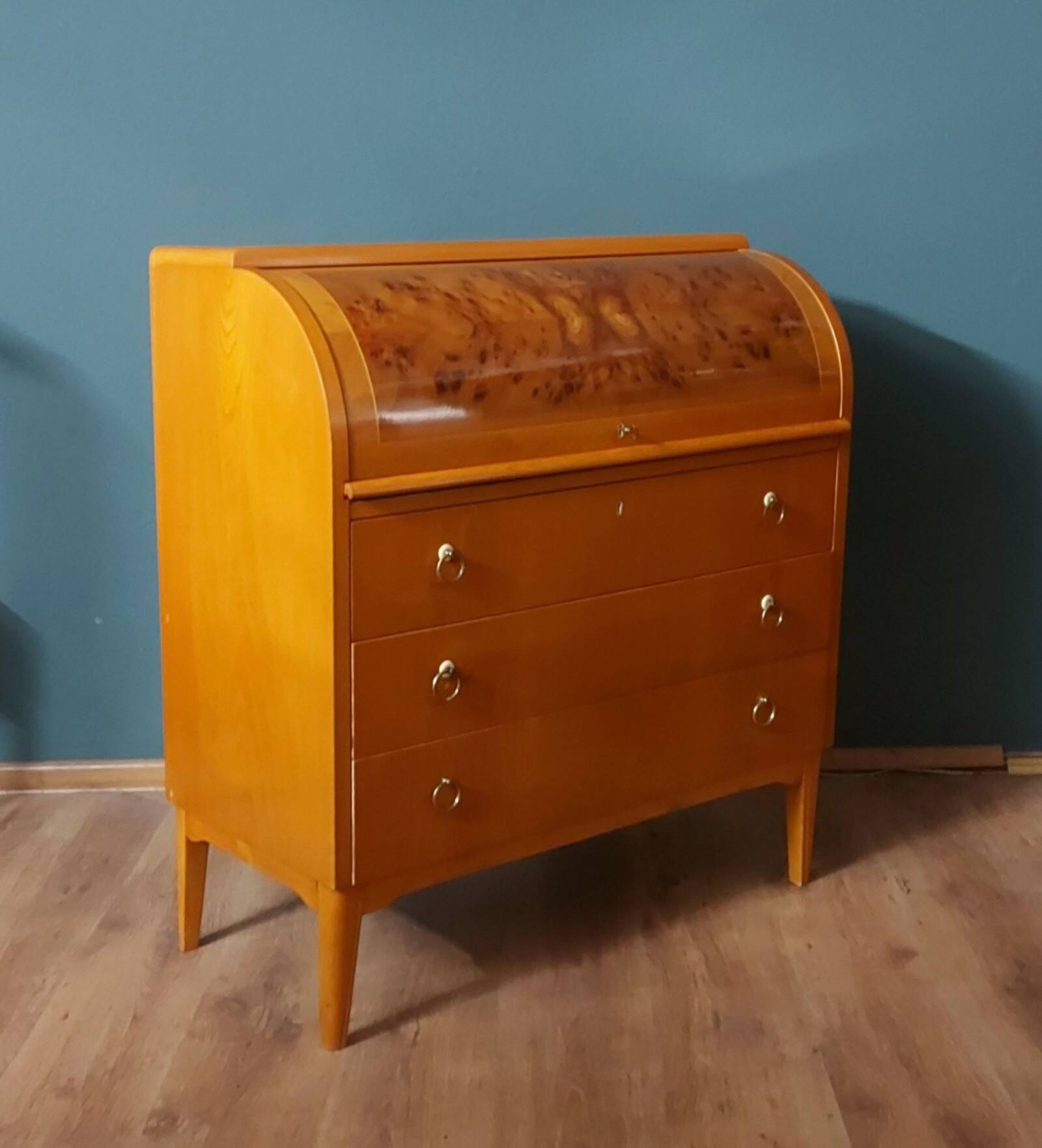 Bureau secrétaire cylindrique par Bill Mobelindustri, 1953.