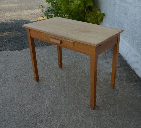 Table/desk