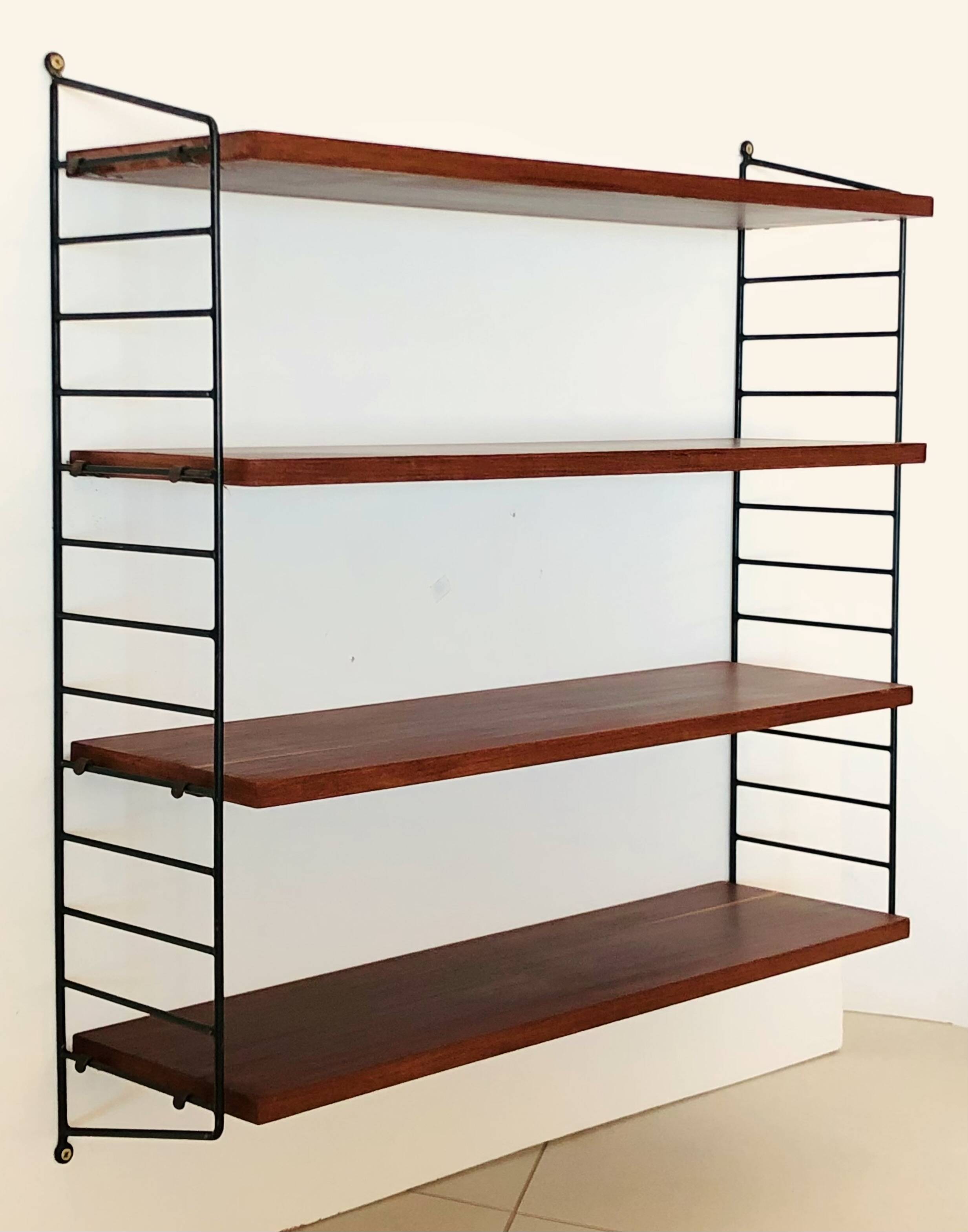 Etagère murale String en bois et métal, années 60
