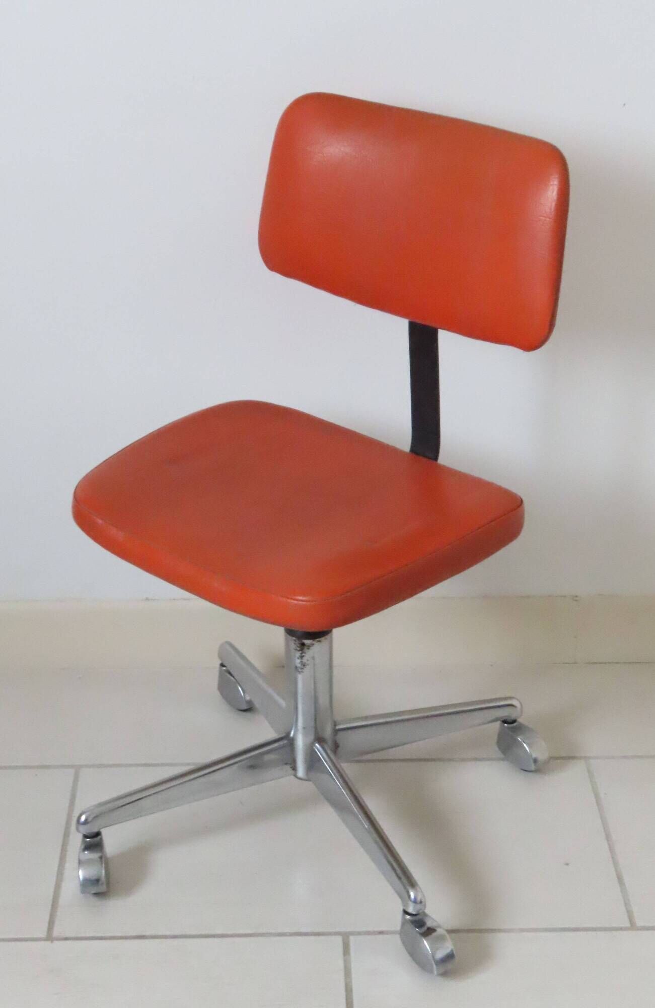 Eurosit vintage industrial workshop chair in chromed metal and orange imitation leather