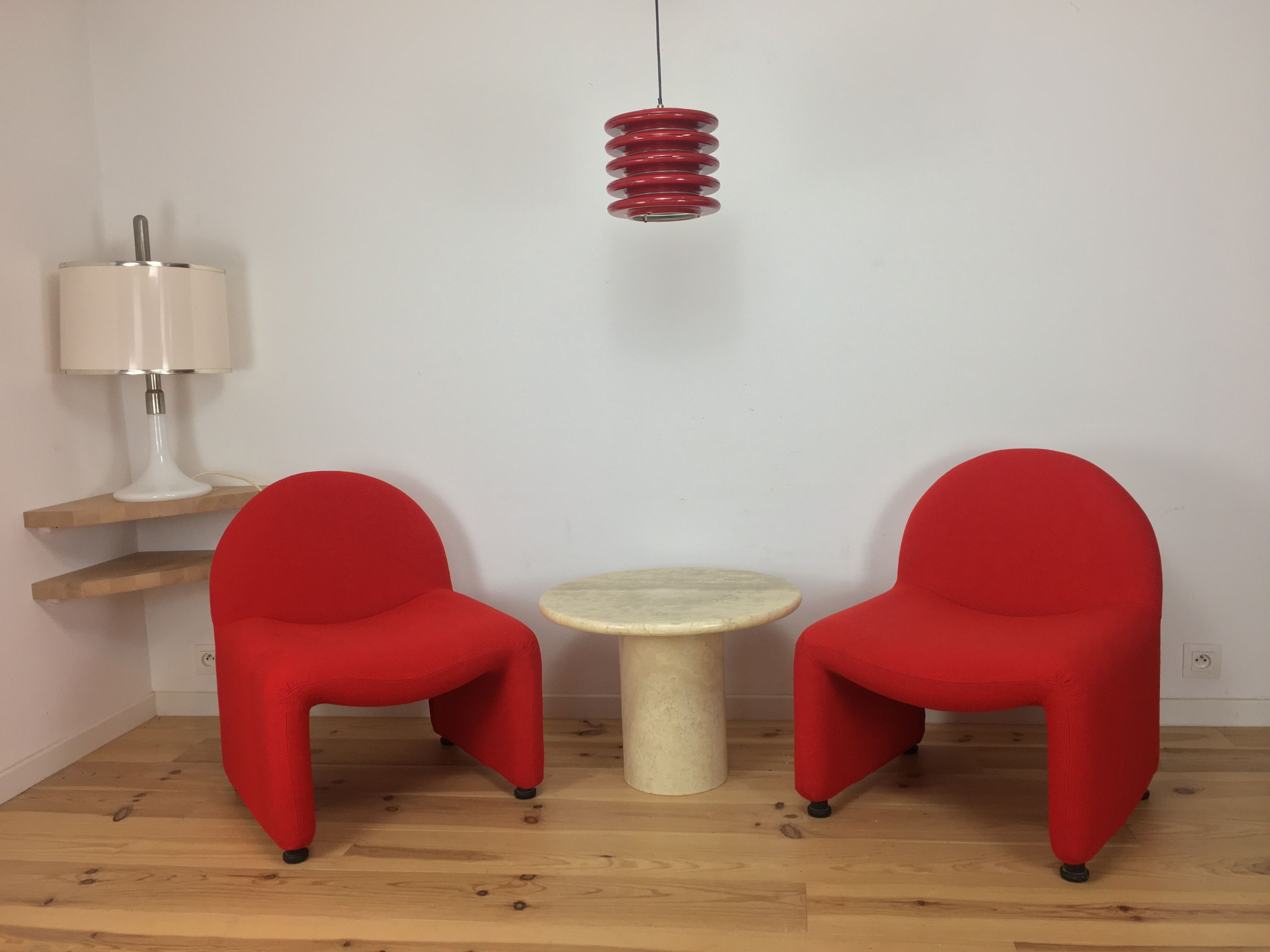 Round travertine coffee table
