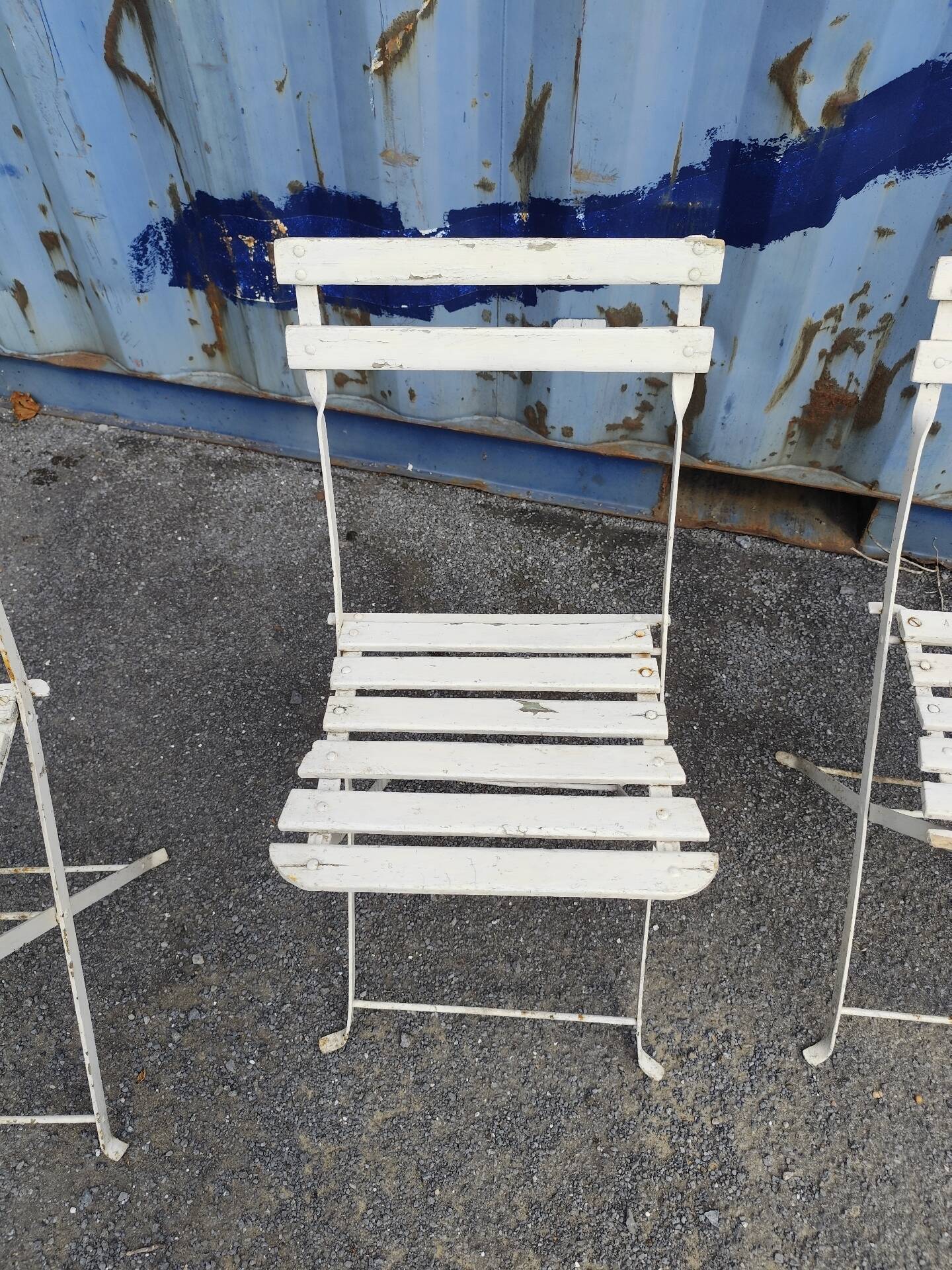 Set of 4 garden chairs