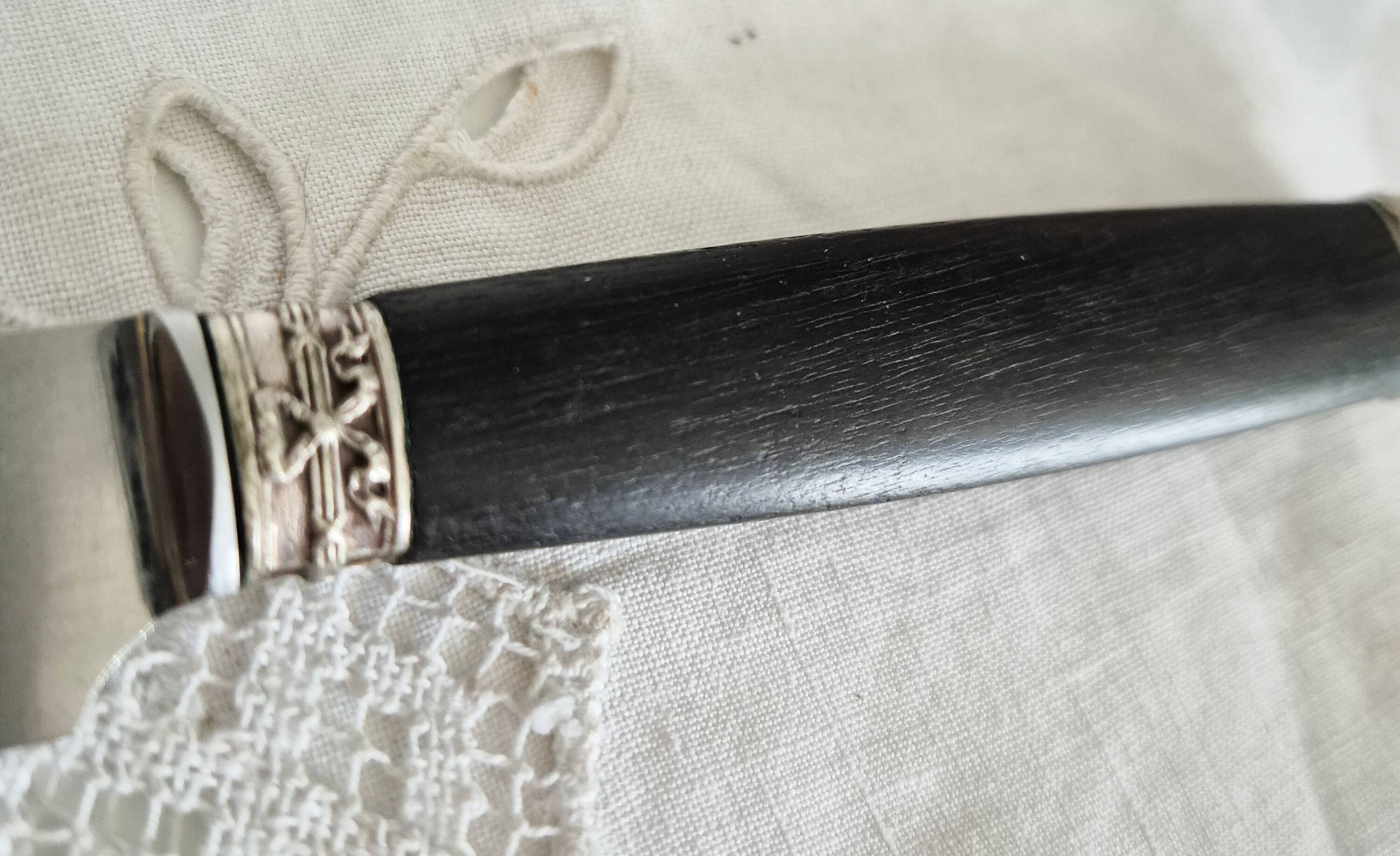 Silver and ebony table knives, stainless steel blade, Louis XVI style