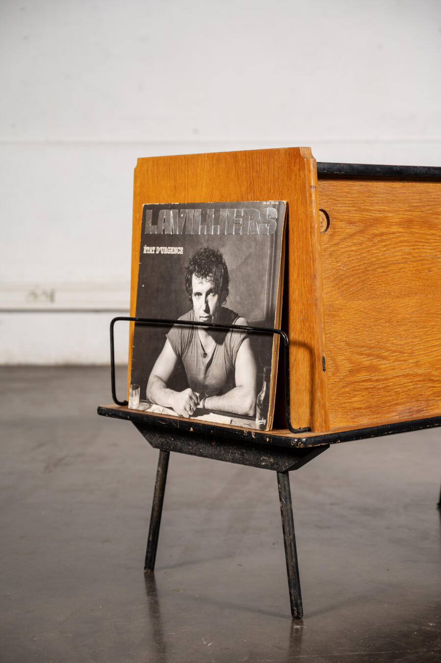 Storage furniture for vinyl records