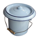 Seau en émail bleu