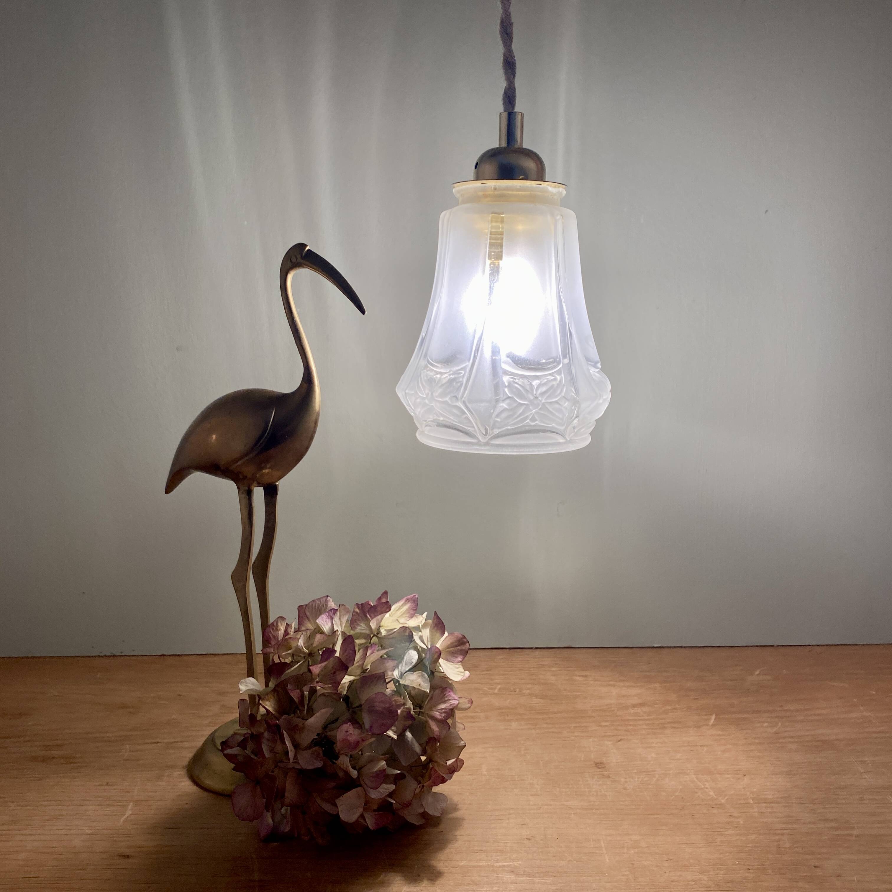 Vintage art deco tulip pendant light in frosted glass