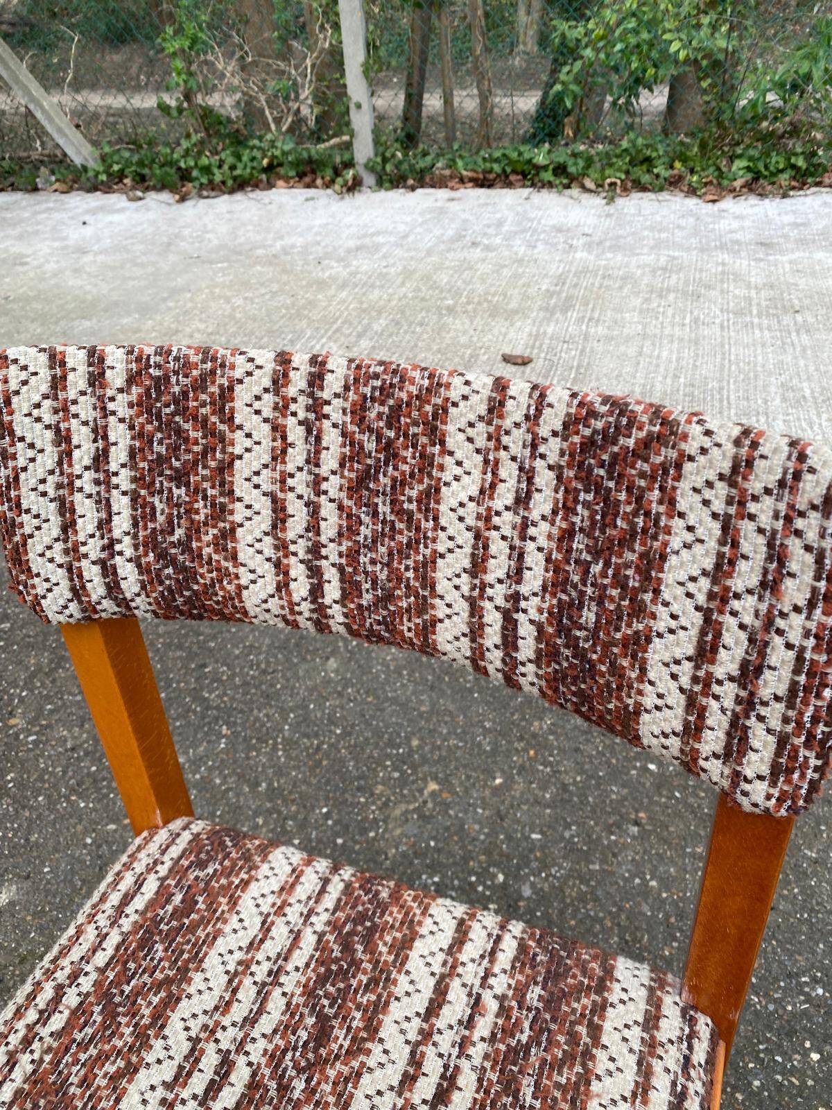 Scandinavian chair Baumann, solid beech wood with light beech and beige burgundy wool.