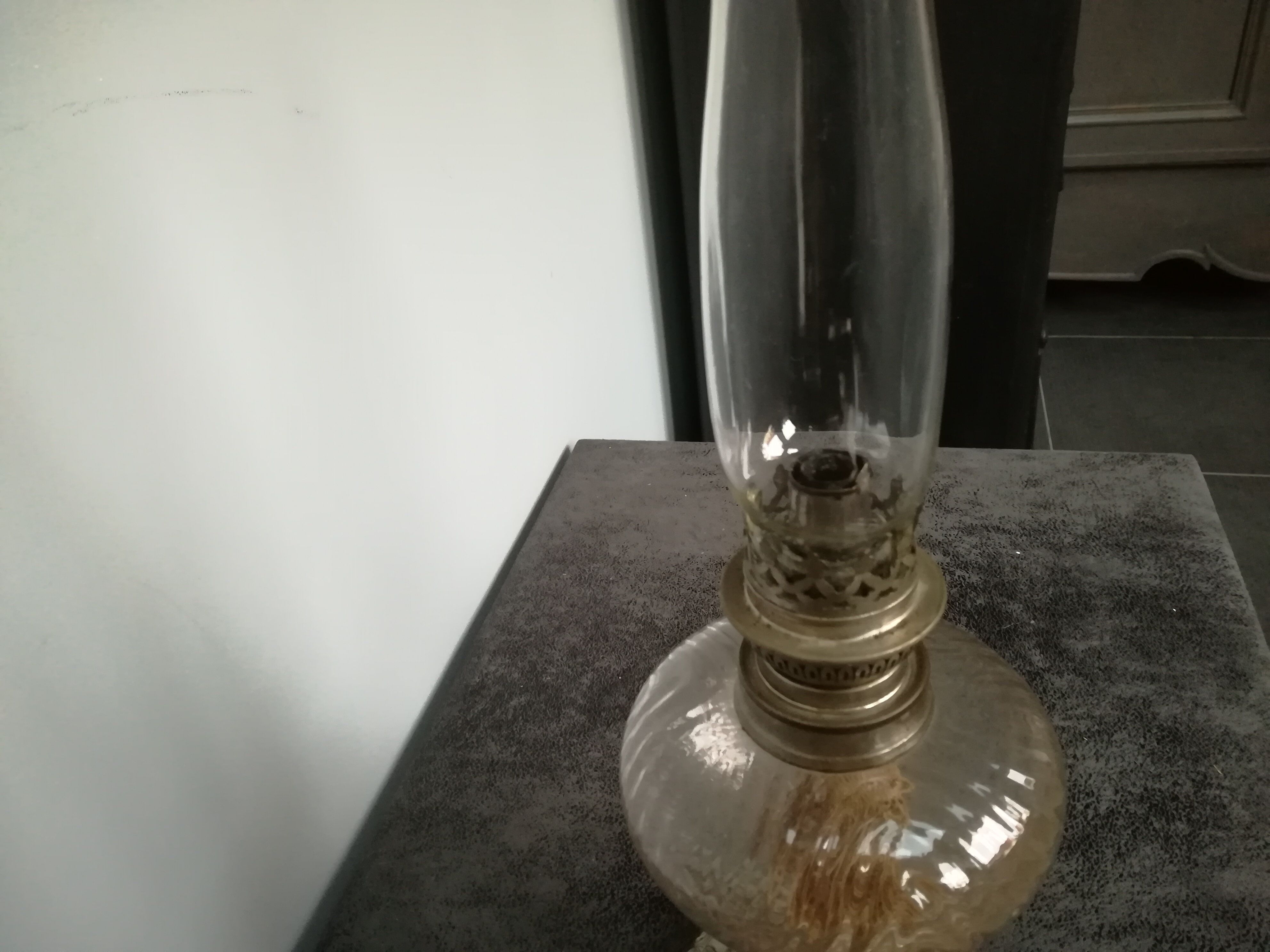 Oil lamp