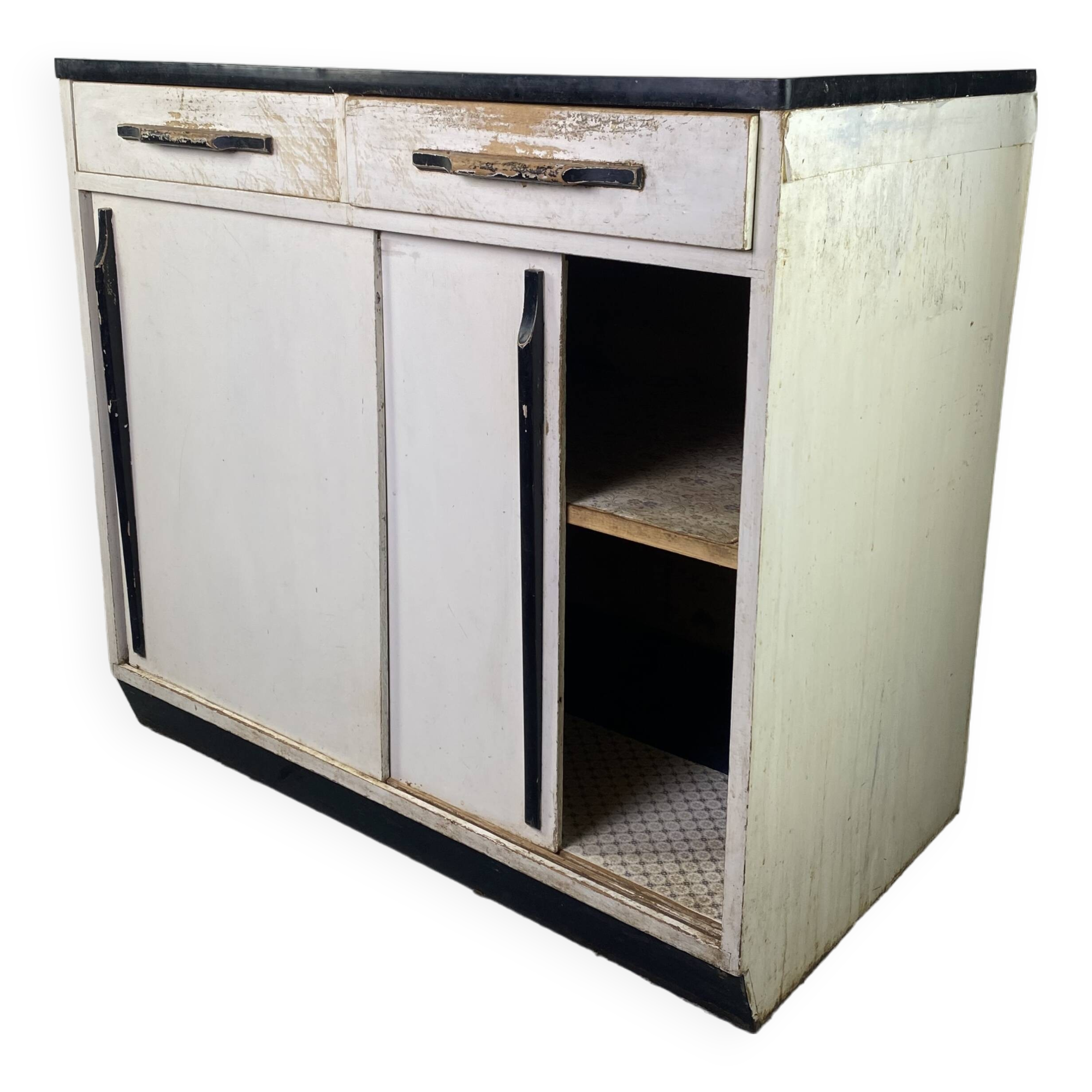 Kitchen sideboard in weathered Formica