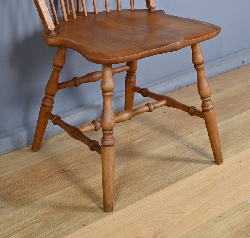 4 Chaises Windsor en hêtre, Angleterre début XXe