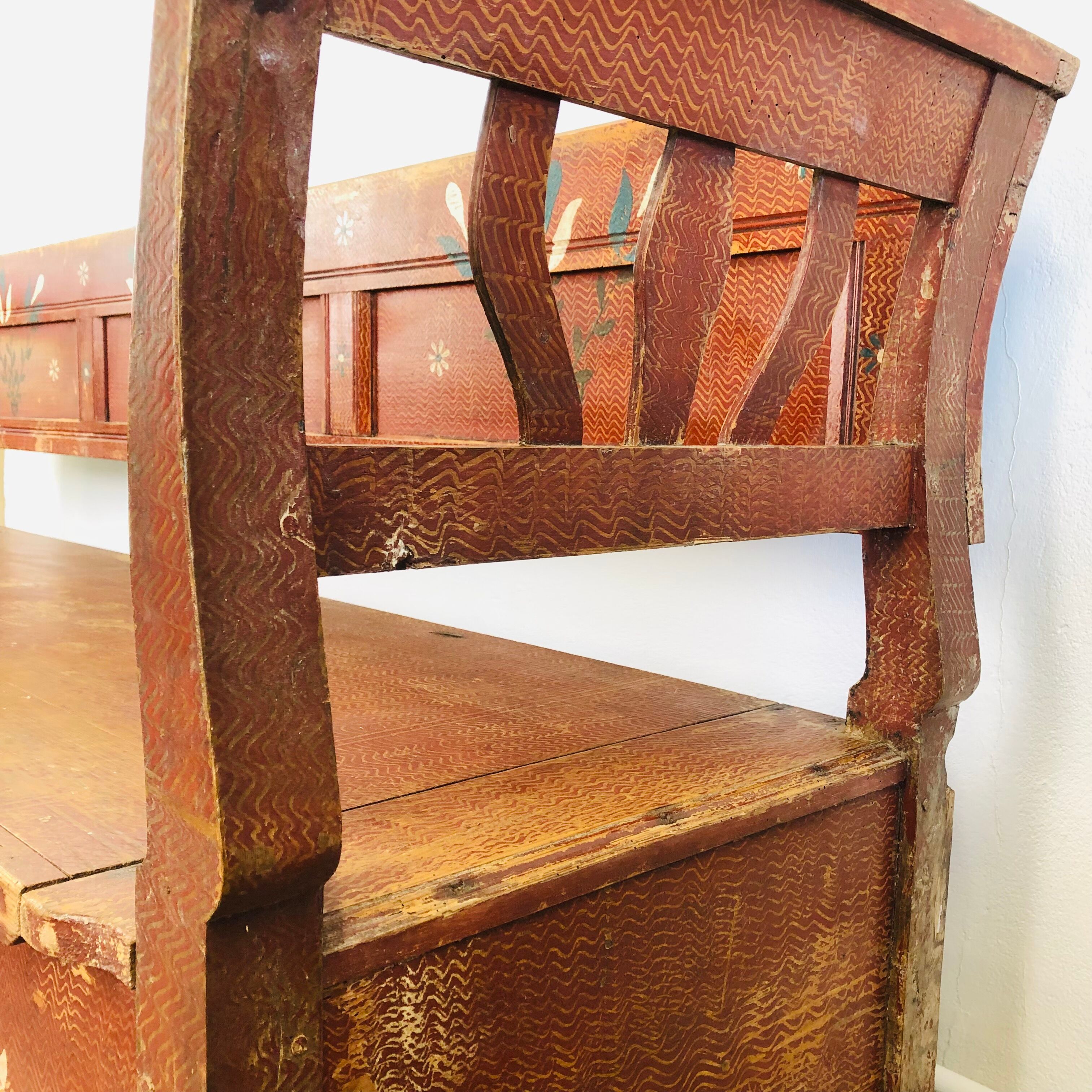 Antique painted wooden valve bench