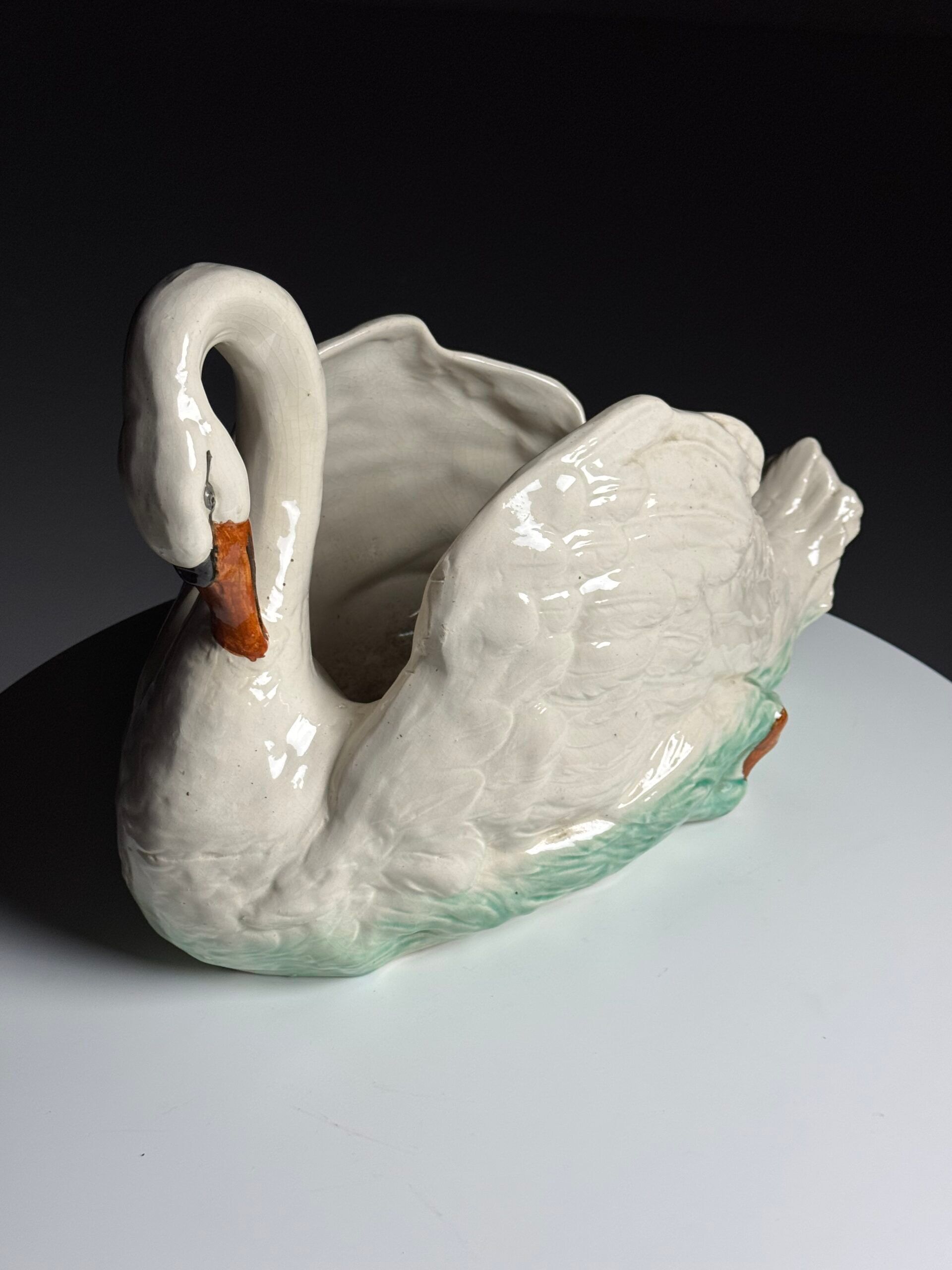 Champagne cooler vase swan vintage