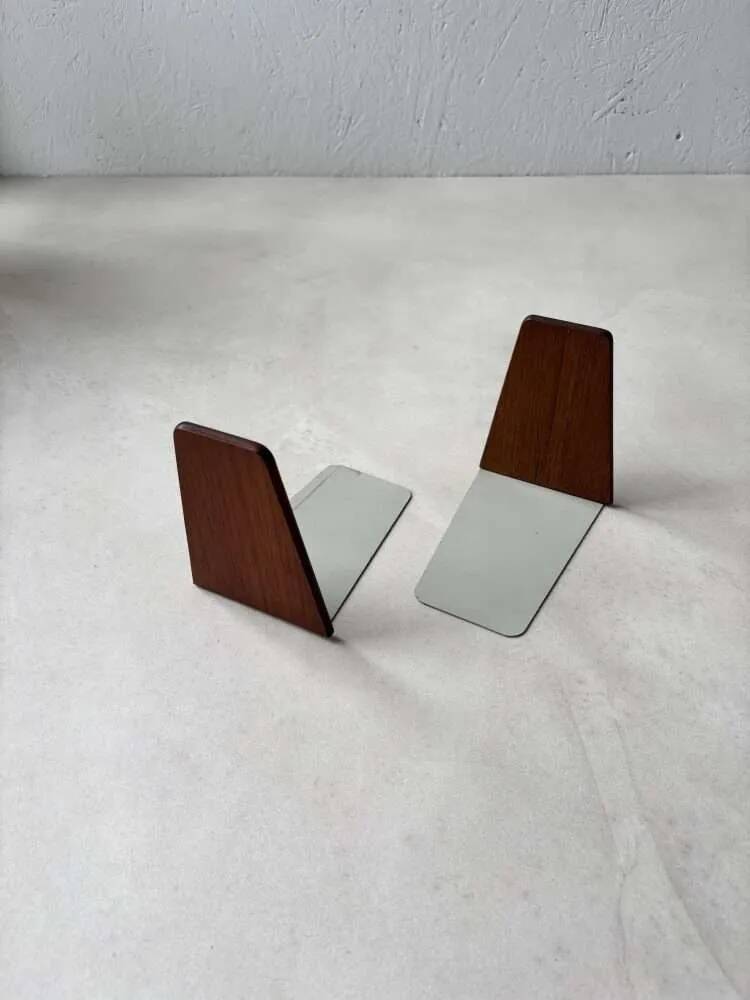 Kai Kristiansen bookends Feldballes Møbelfabrik in teak.