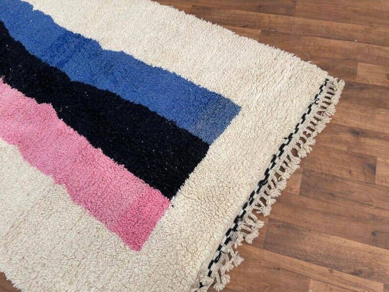 Moroccan handmade Berber rug with colourful patterns, size 150 x 250 cm.