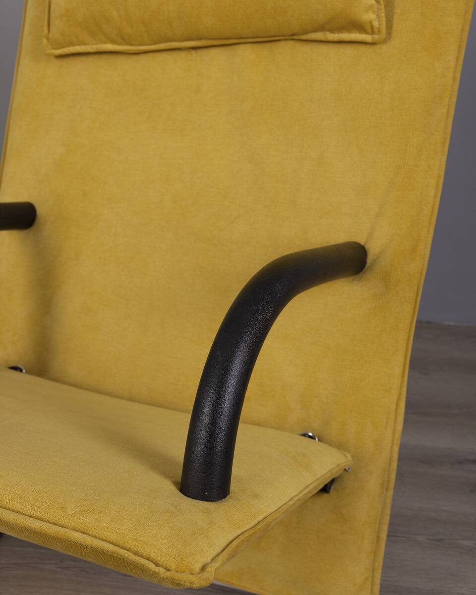 ROCKING CHAIR FROM THE 1980S, “T-LINE” DESIGN BURKHARD VOGTHERR FOR ARFLEX