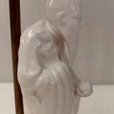 lampe ancienne porcelaine blanche opaline personnage SHOU 51 cm