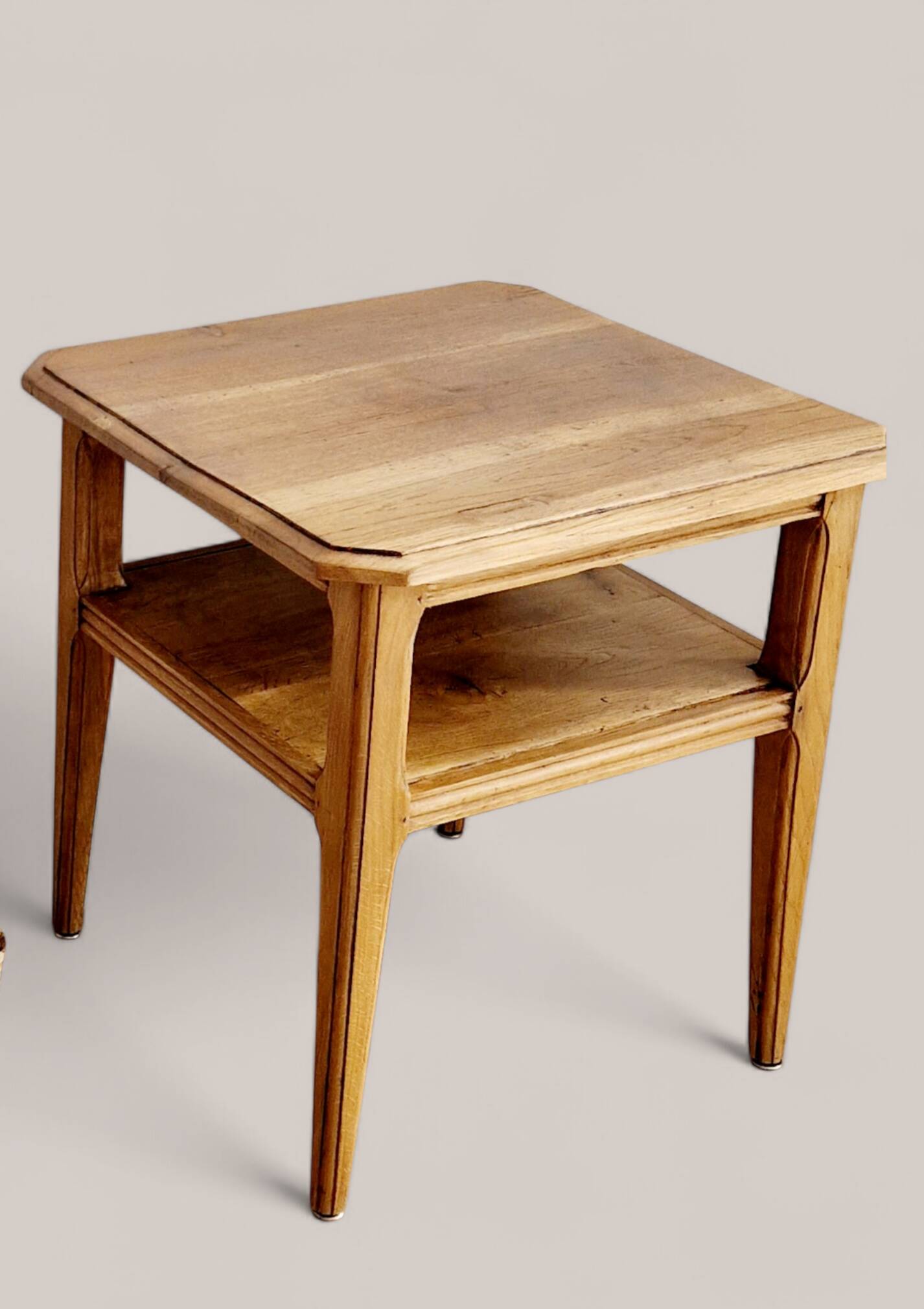 Table d'appoint, bout de canapé en chêne massif, 1940