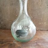 Carafe to decant wine