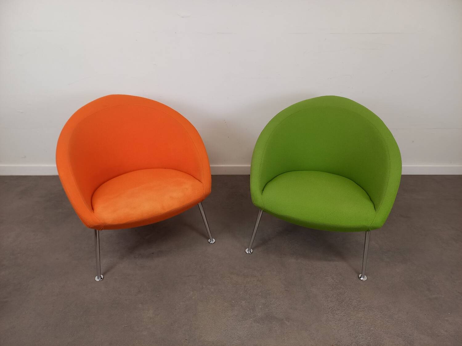 Pair of Hanna armchairs, Artifort brand