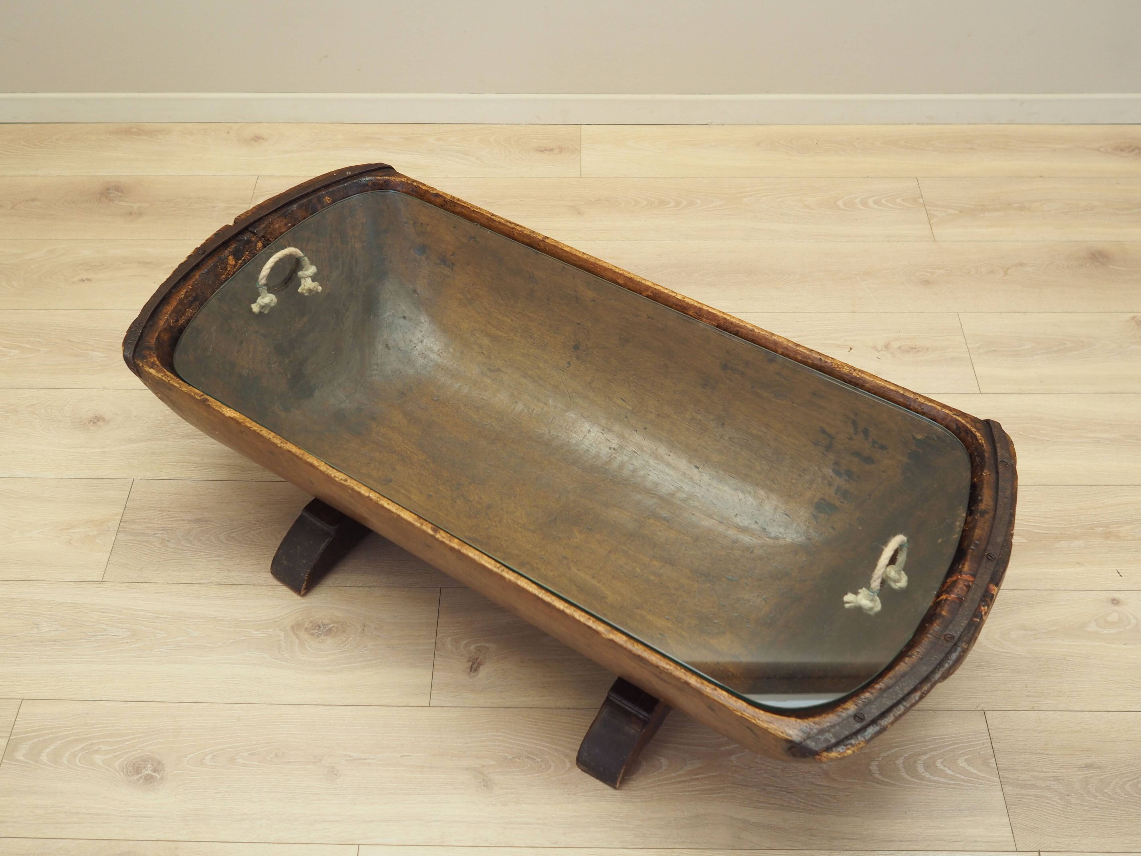 Pine coffee table, Italian design, 1960s, production: Italy