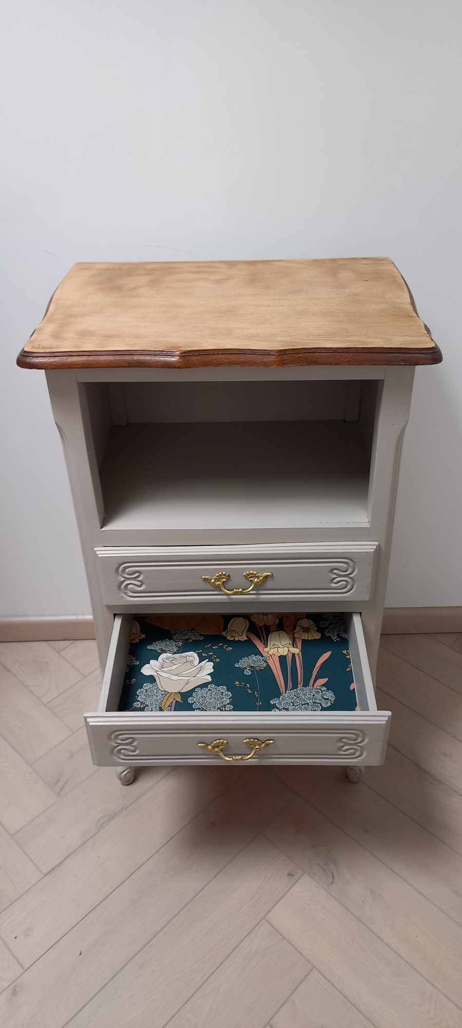 Bibus, vintage chiffonier