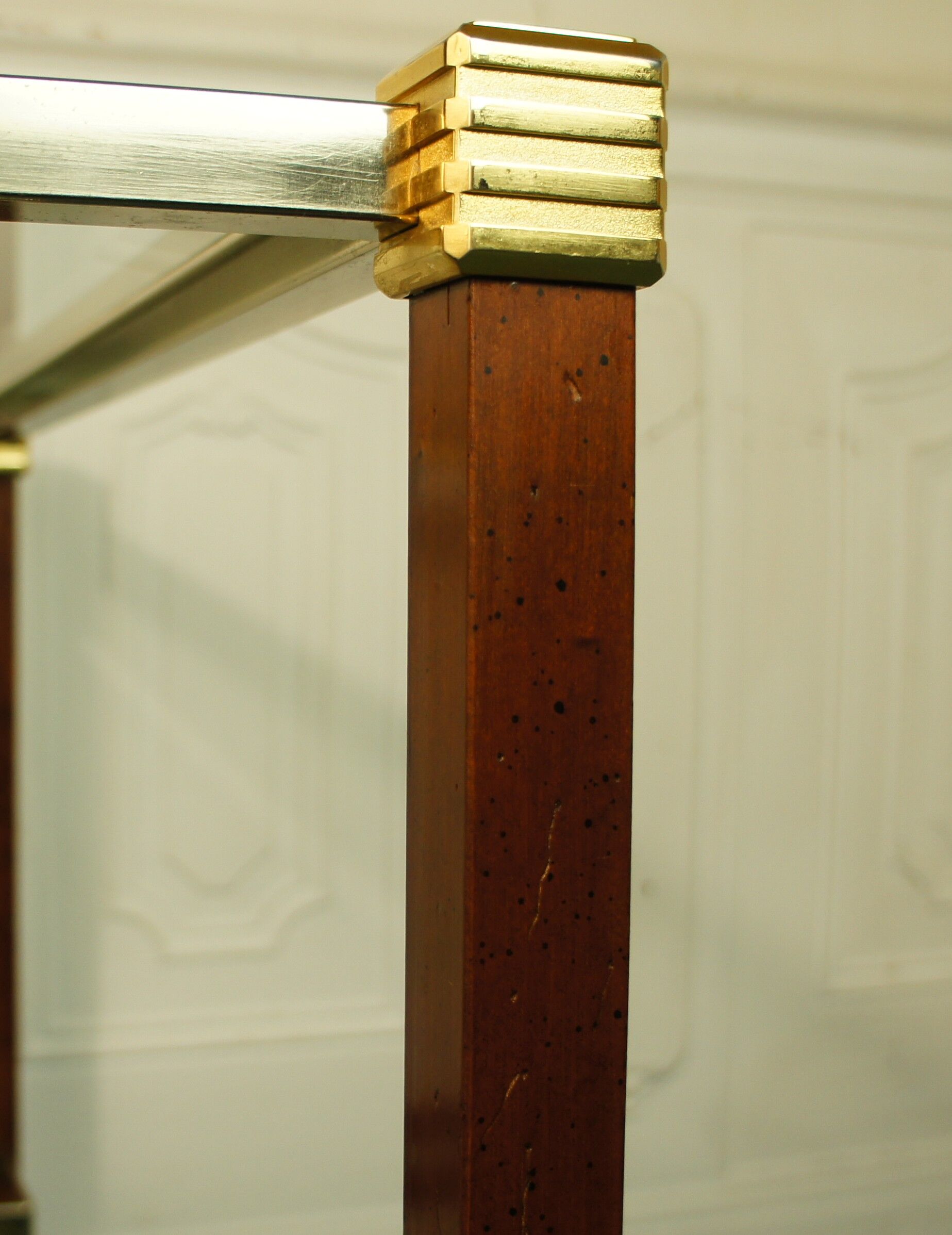 Dessert bar "Hollywood Regency" in gold metal, bevelled glass and mahogany