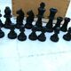 Vintage Staunton chess set in solid boxwood – Size 2 in its box.