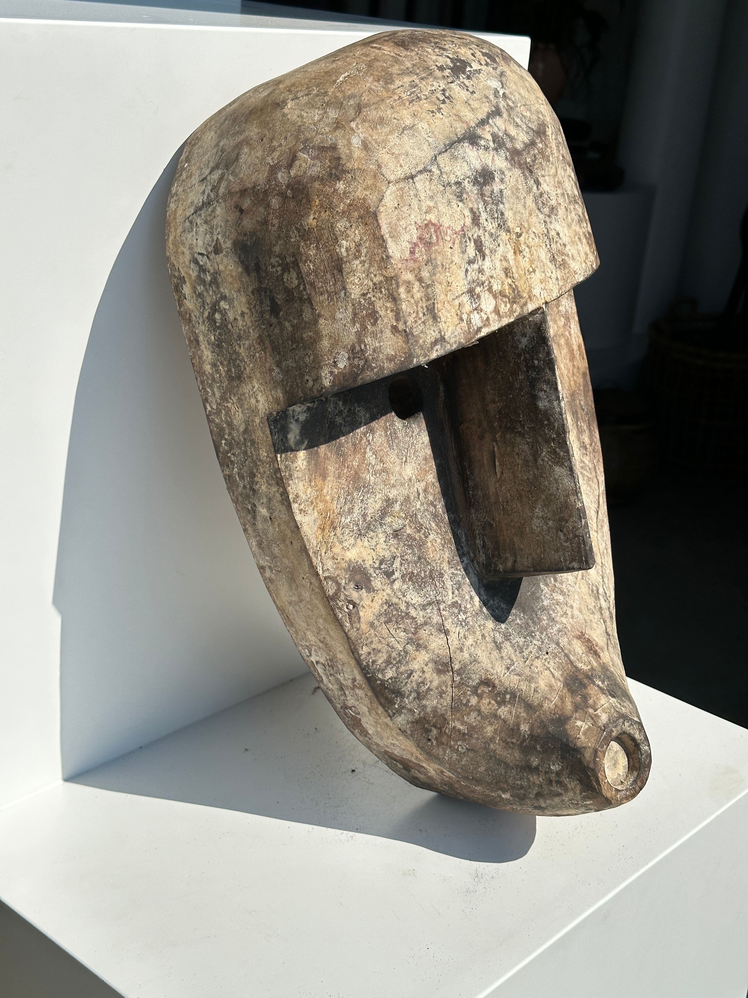 Large Timor mask in patinated wood H:50cm (2)