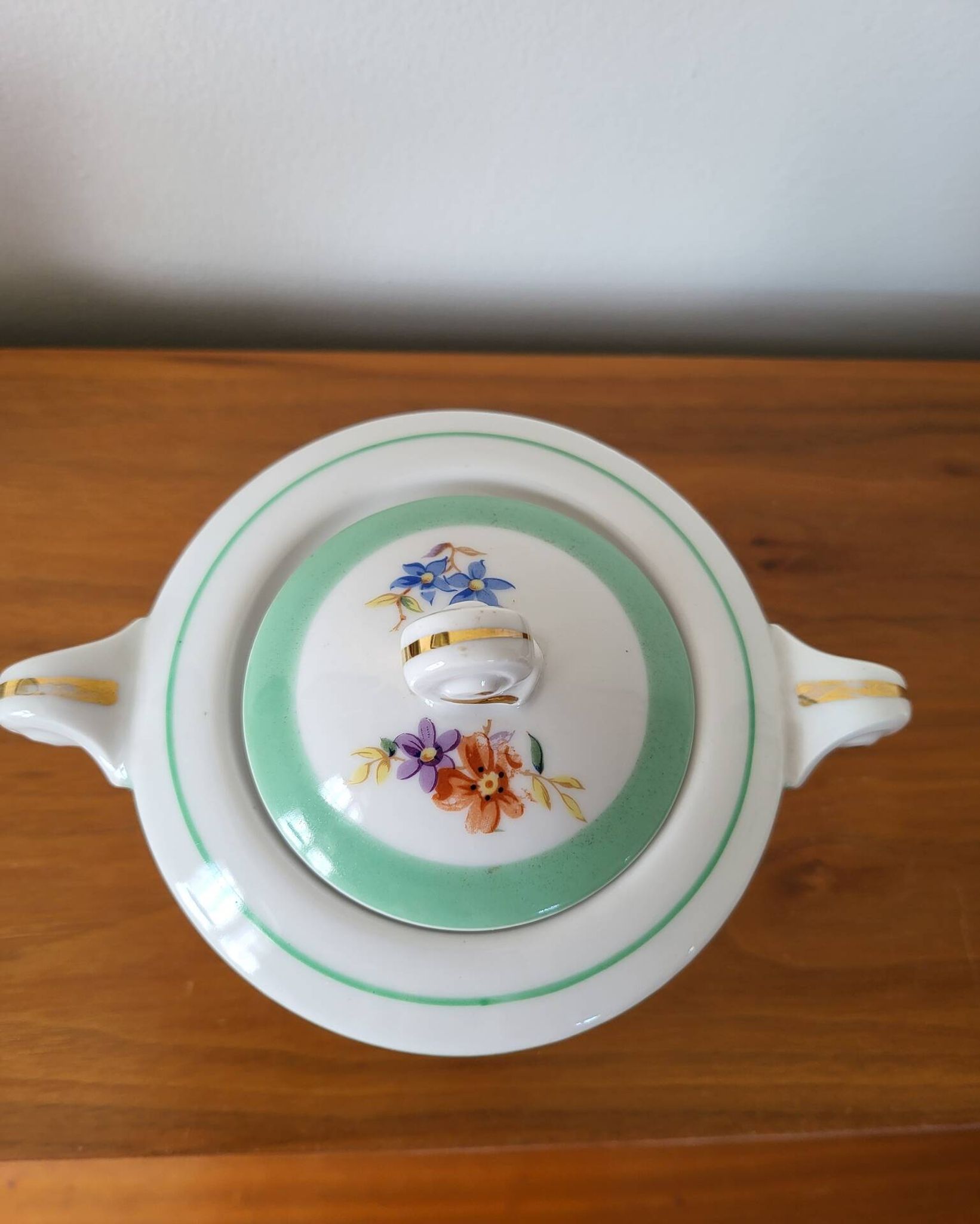 Covered pot, Limoges porcelain sugar bowl