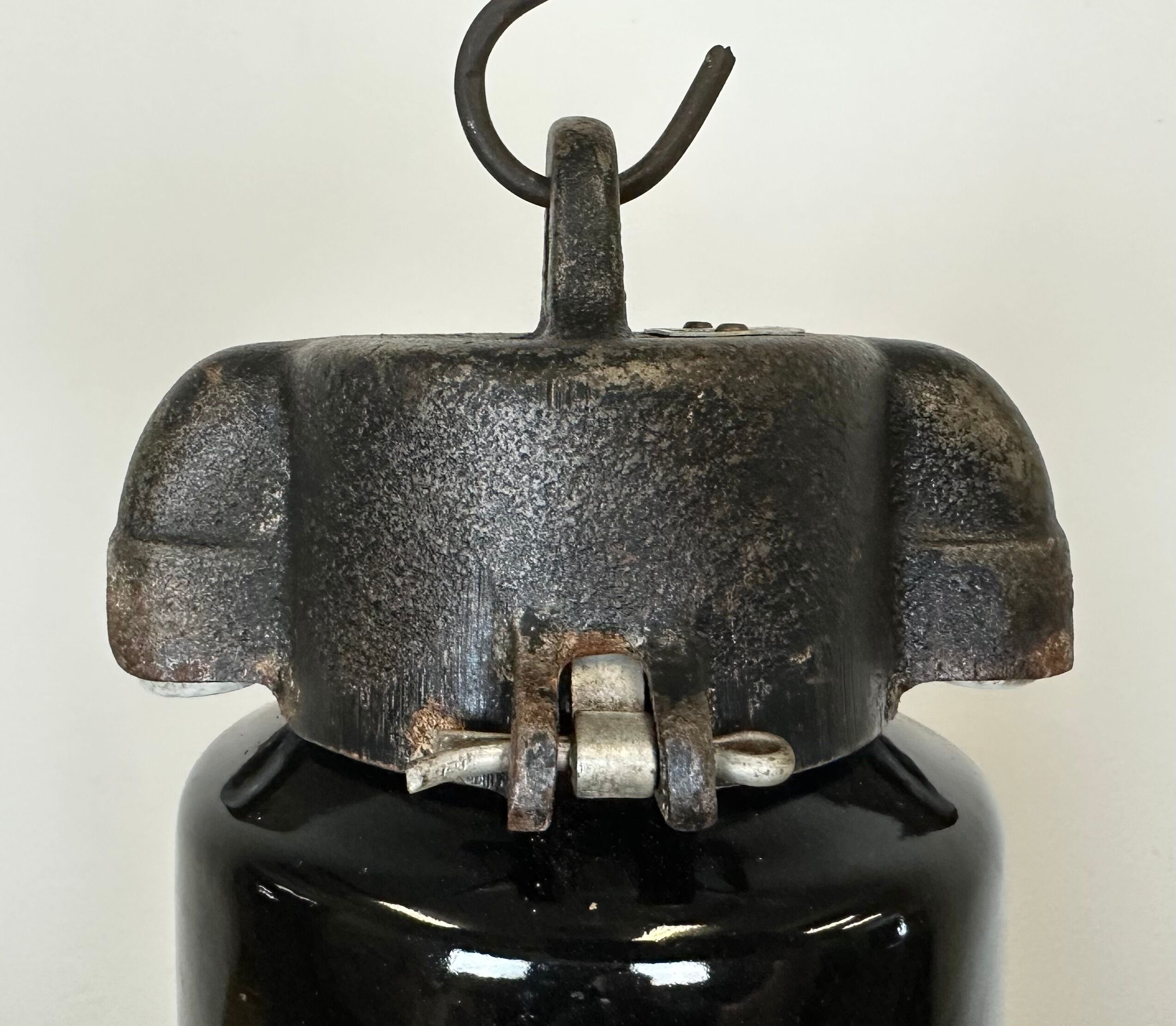 Set of 4 industrial bauhaus black enamel pendant lamps, 1960s