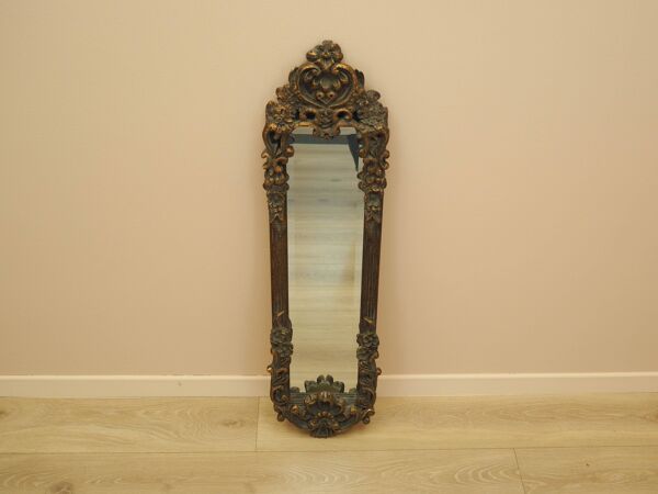 Miroir dans un cadre en bois, design italien, années 1960, fabriqué en Italie.