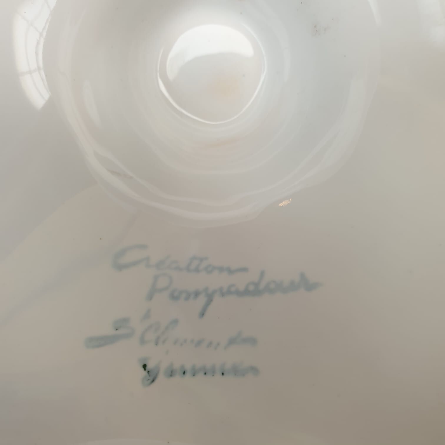 Large white St Clement Cermal Vase