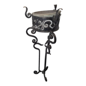 Wrought iron planter