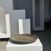 Plat en céramique vert indonésien D:26,5