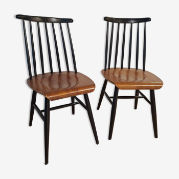 Pair of faded chairs by Ilmari Tapiovaara