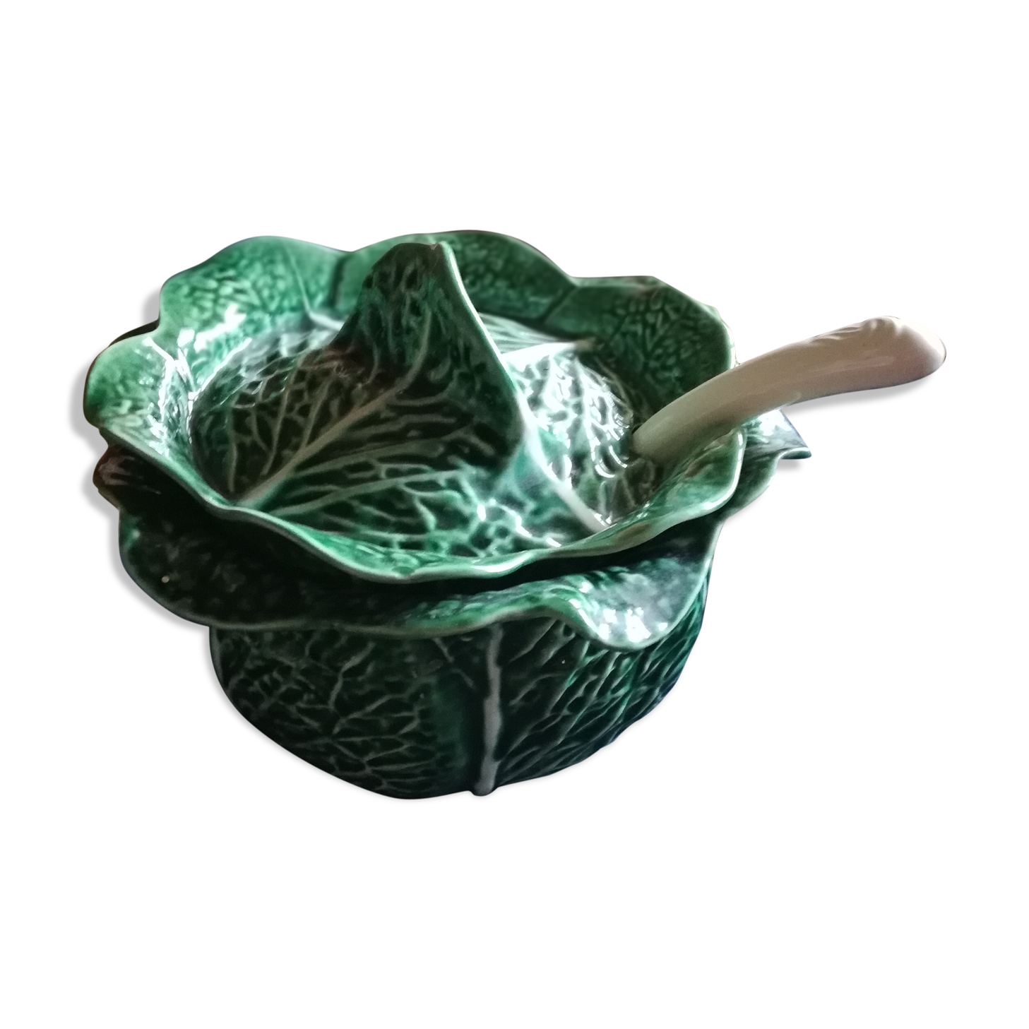 Cabbage-shaped soup pot