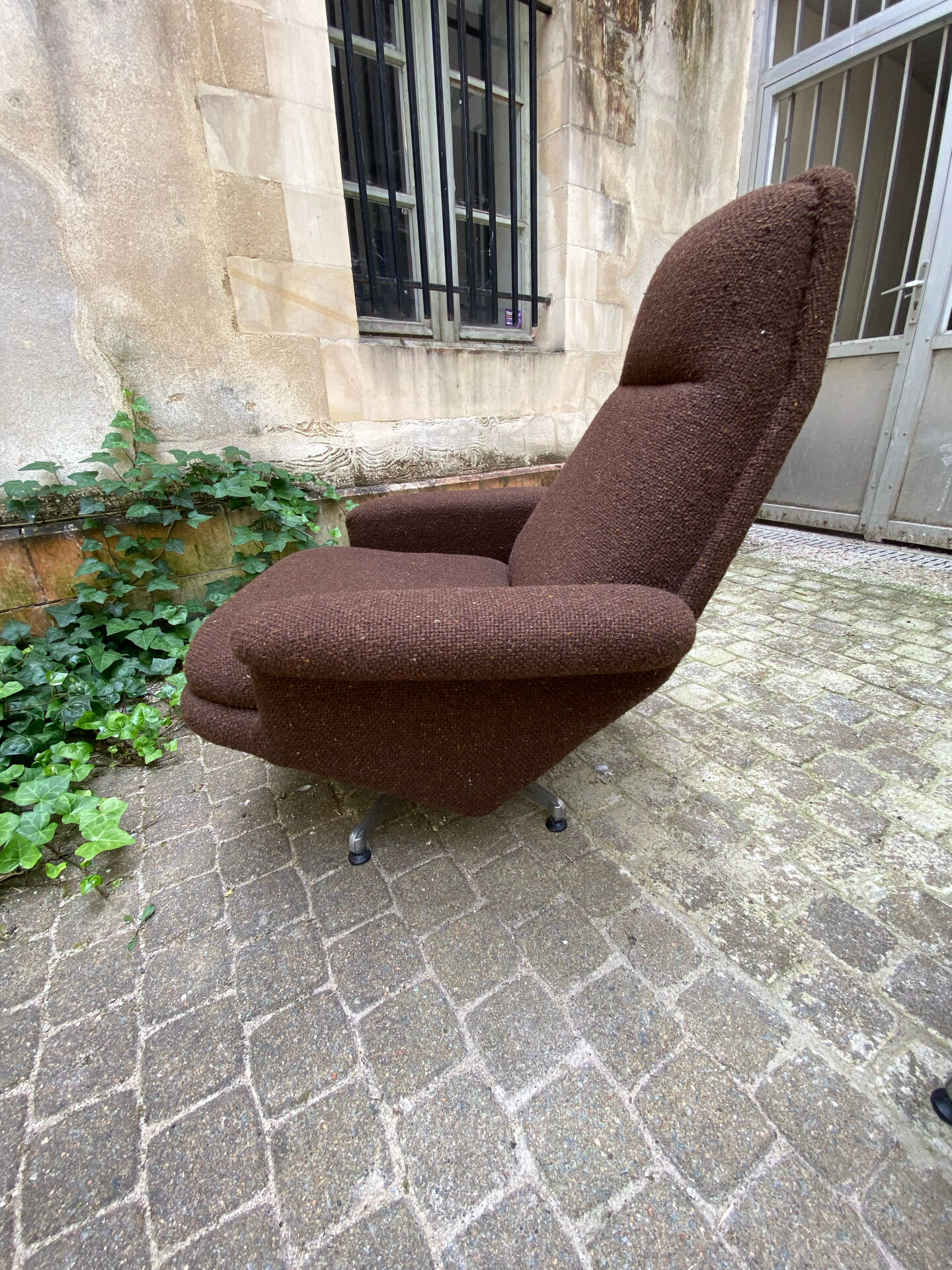 Fauteuil lounge et son ottoman de 1950