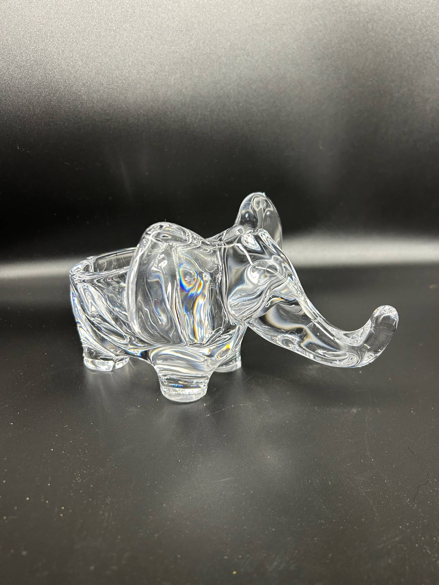 Large crystal elephant pocket tray