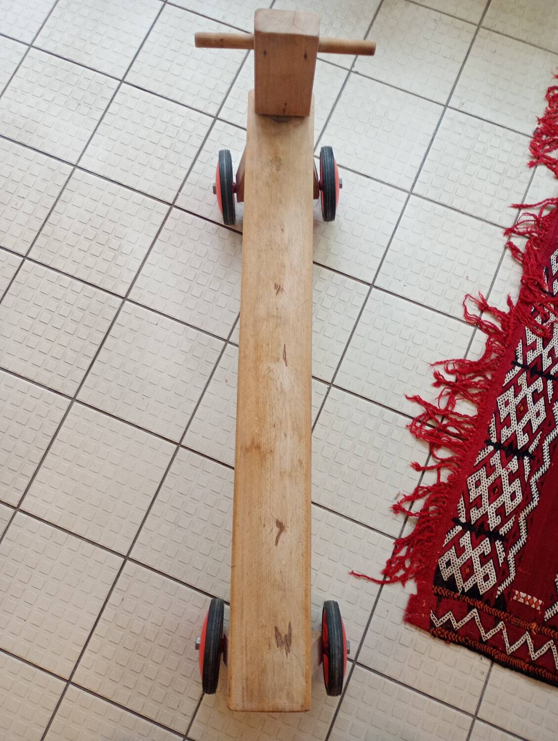 Children's balance bike