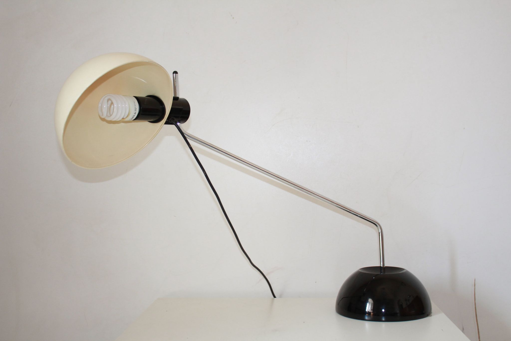 1970s vintage Guzzini flexible table lamp