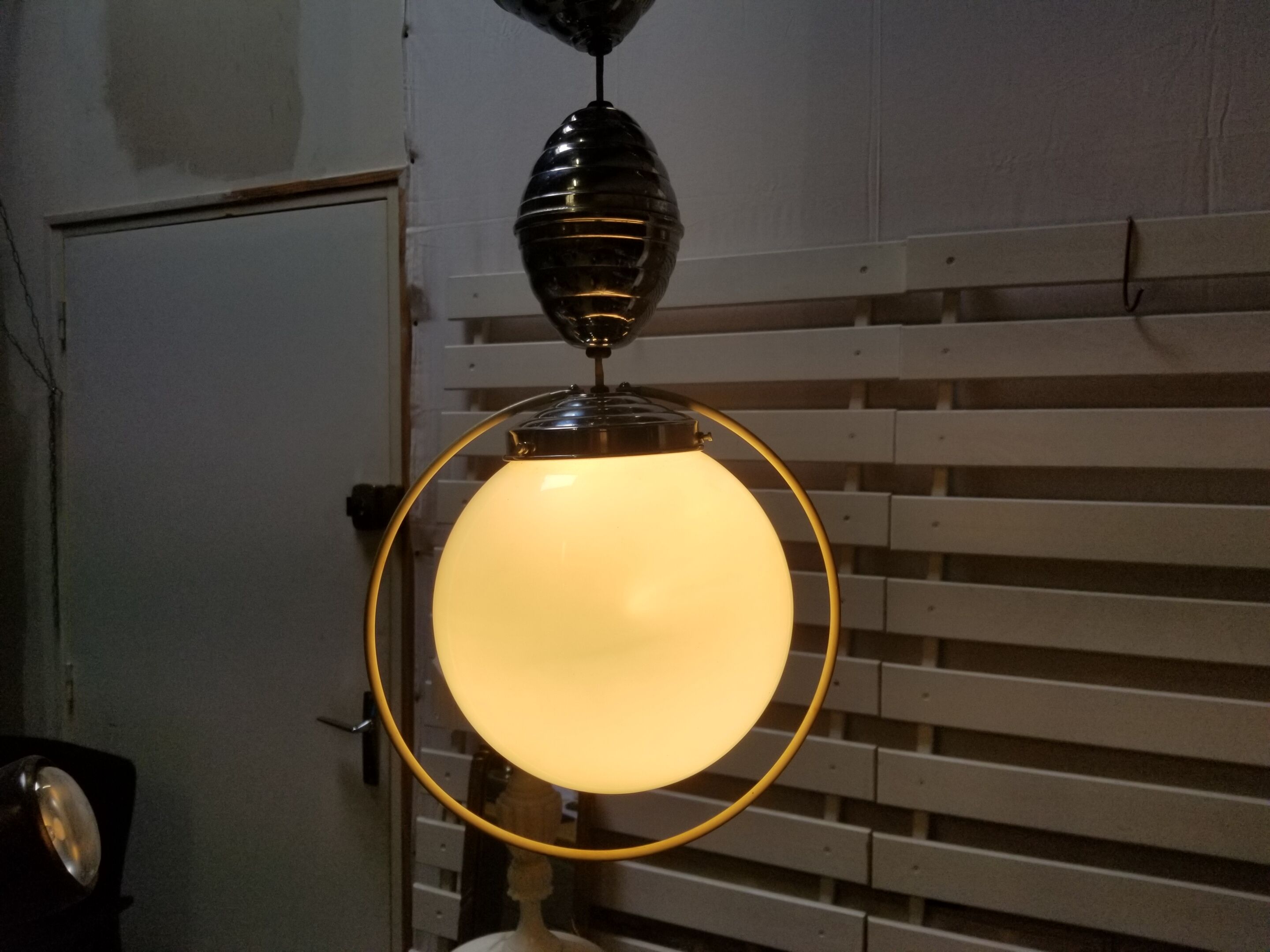 Vintage globe suspension with lower mount - 50s/60s