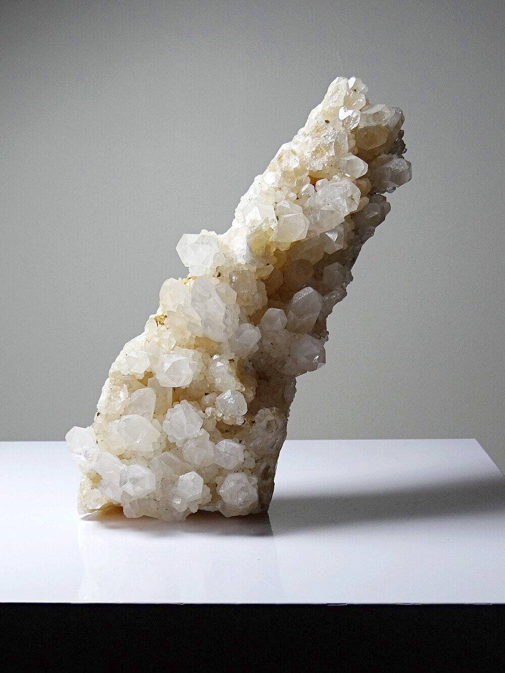 Large cluster of ancient quartz, collector's specimen, 2 kg