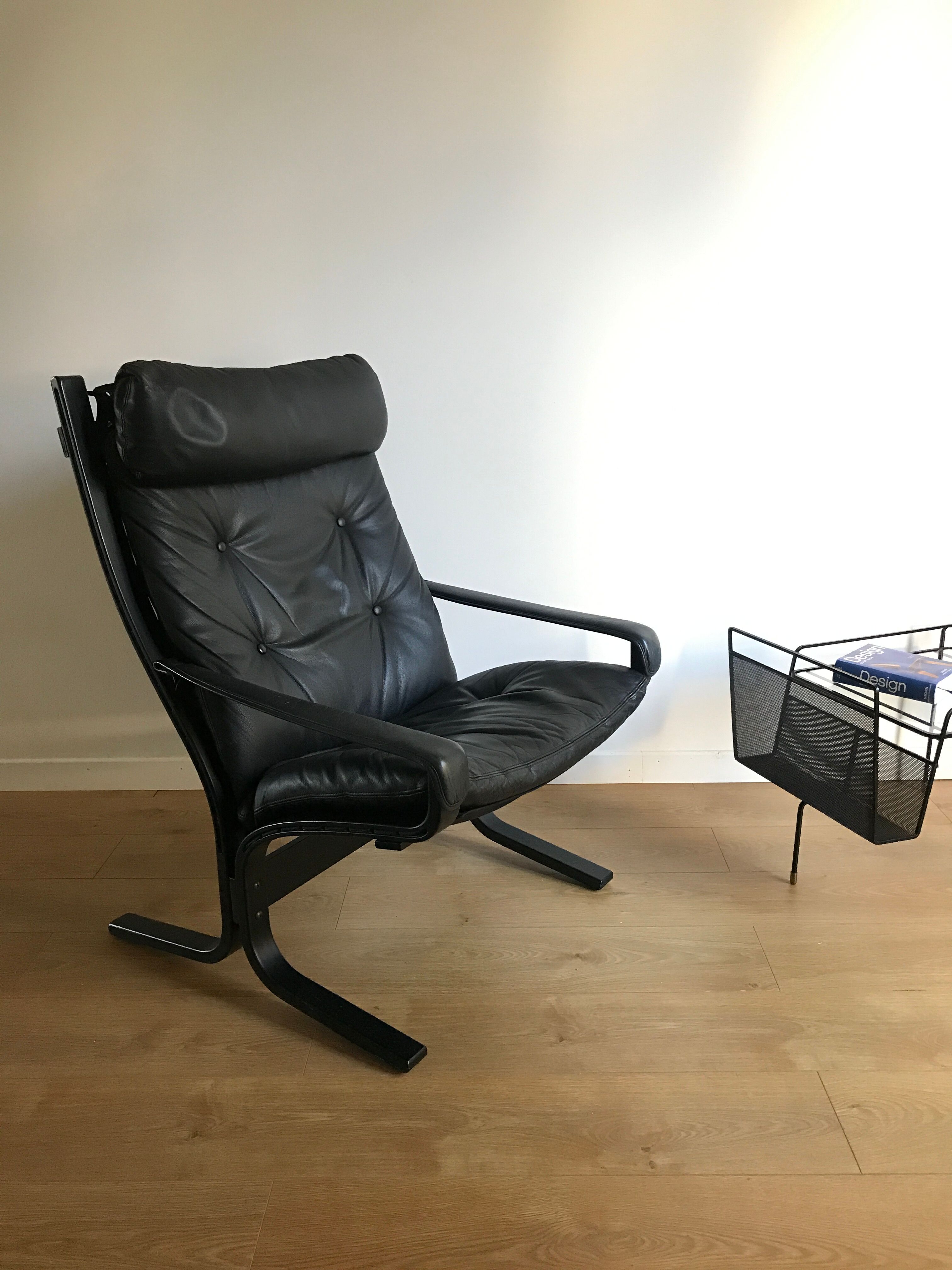 LOUNGE ARMCHAIR SIESTA BLACK LEATHER BY INGMAR RELLING FOR WESTNOFA