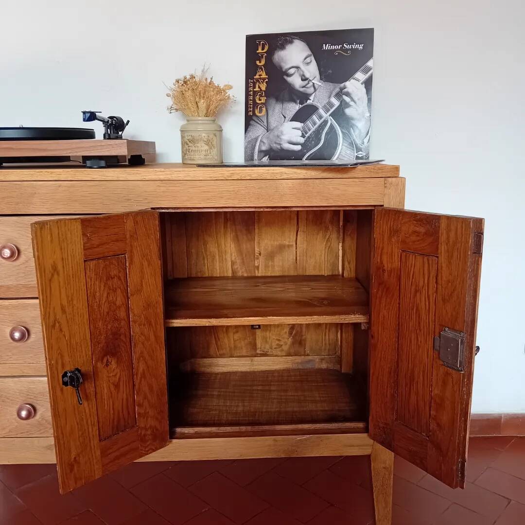 Vintage low sideboard 60
