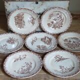 Sept assiettes à dessert terre de fer aux oiseaux f.f.Pexonne fin XIX ème