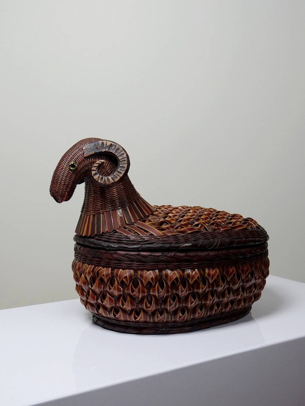 Vintage Woven Bamboo/Rattan Ram Box Shanghai Handicrafts China 70s