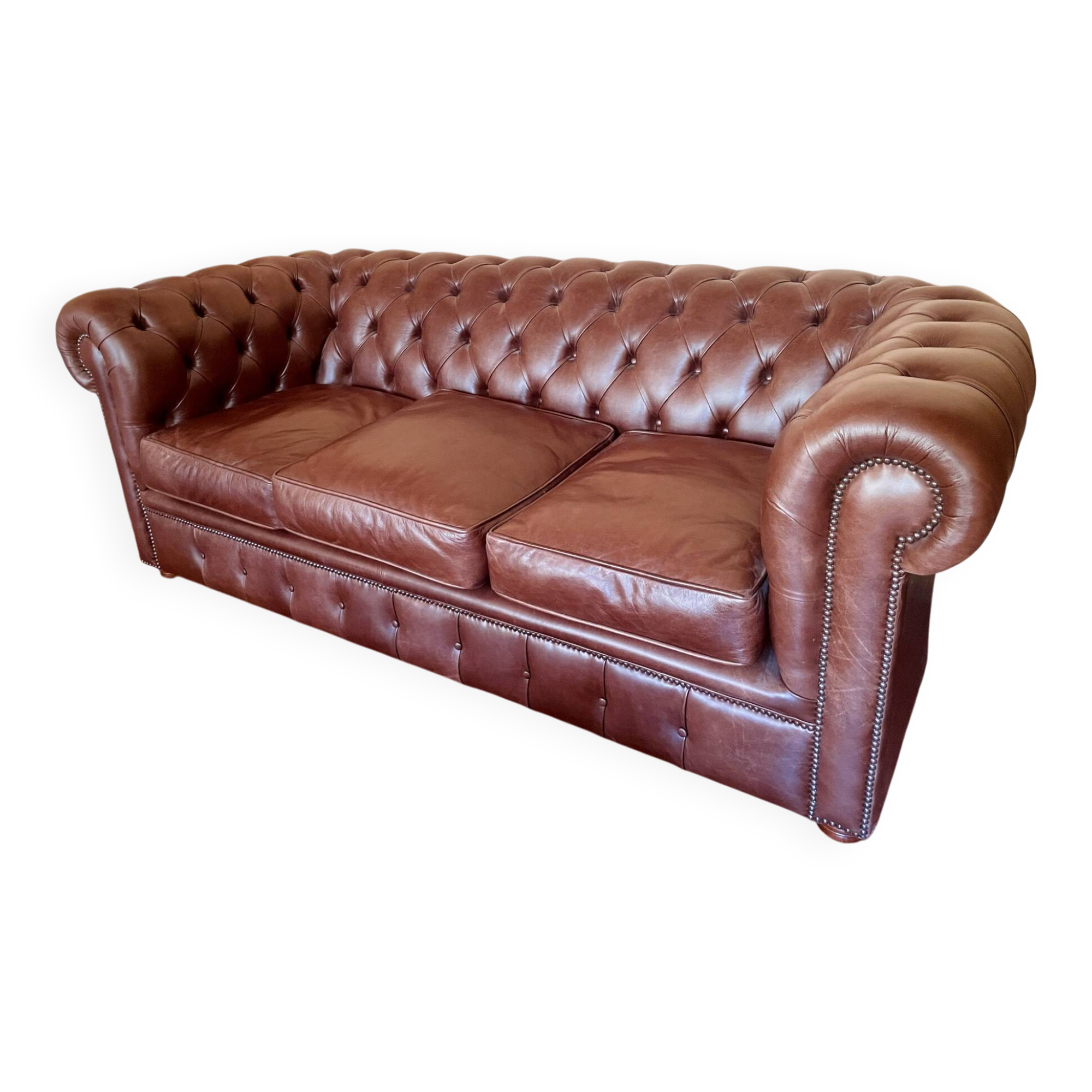 Canapé chesterfield de luxe anglais en cuir véritable